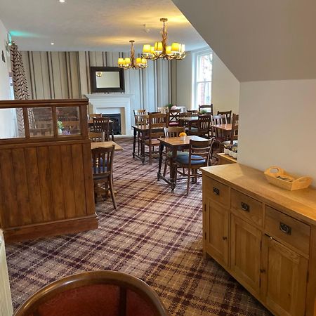 The Bucks Head Hotel Чёч Стретон Экстерьер фото